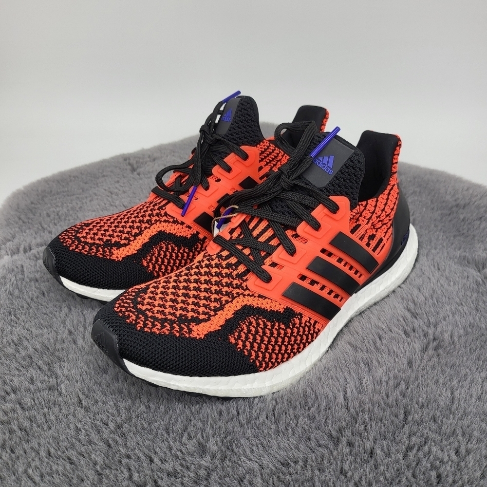 New adidas Ultra Boost 5.0 DNA Solar Red Black Men's Running Shoes Size 8